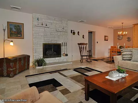 11 Highcrest Rd, Fall River, MA 02720 photo 2
