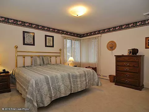 11 Highcrest Rd, Fall River, MA 02720 photo 12