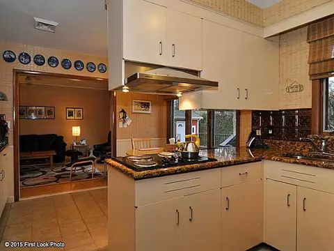 11 Highcrest Rd, Fall River, MA 02720 photo 5