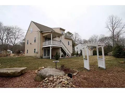 18 Bayview Dr, Exeter, RI 02822 photo 3