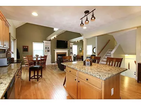 18 Bayview Dr, Exeter, RI 02822 photo 11