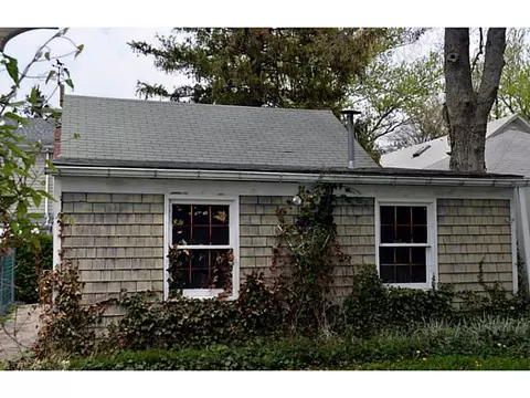 956 Main Ave, Warwick, RI 02886 photo 13