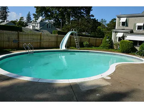 956 Main Ave, Warwick, RI 02886 photo 6