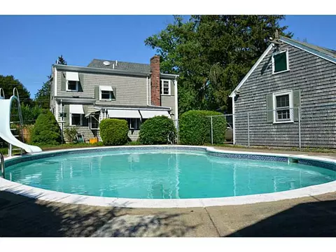 956 Main Ave, Warwick, RI 02886 photo 7