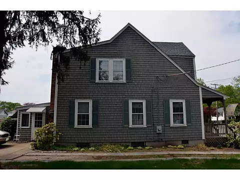 956 Main Ave, Warwick, RI 02886 photo 3