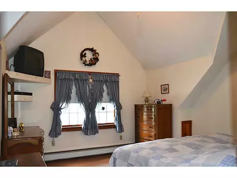 956 Main Ave, Warwick, RI 02886 photo 18