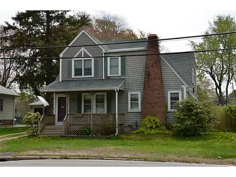 956 Main Ave, Warwick, RI 02886 photo 4