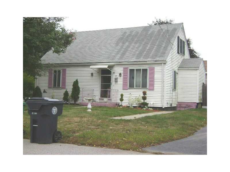 69 Greeley Ave, Warwick, RI 02886 photo 1