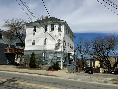 230 Logee St, Woonsocket, RI 02895 photo 3