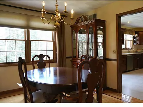 54 Paddock Dr, Warwick, RI 02886 photo 4