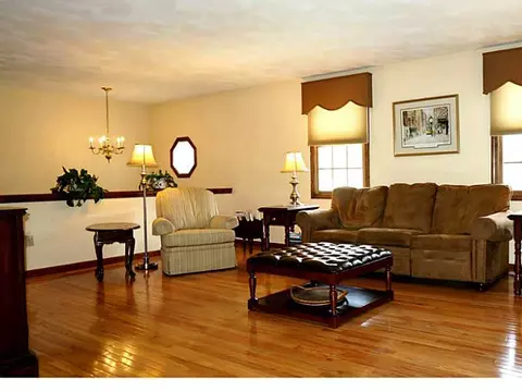 54 Paddock Dr, Warwick, RI 02886 photo 8