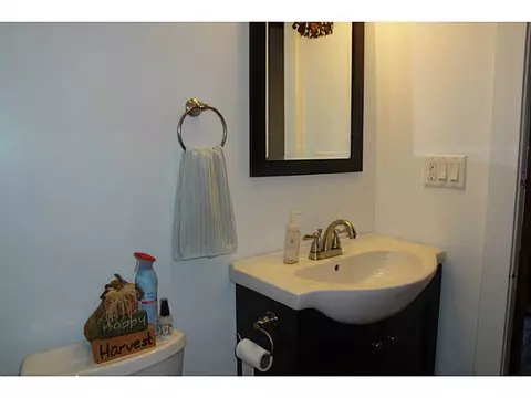 49 Barton Ave, Warwick, RI 02889 photo 12