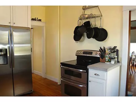 49 Barton Ave, Warwick, RI 02889 photo 5