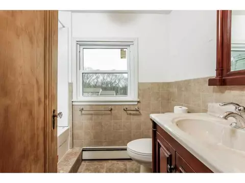 3626 Post Rd, Warwick, RI 02886 photo 16