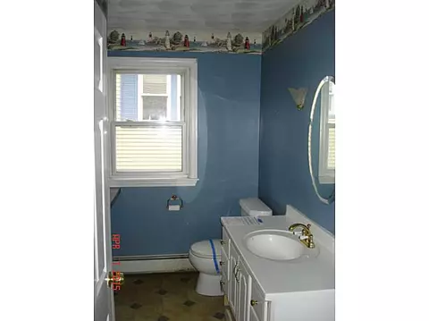 39 Bates Ave, Warwick, RI 02888 photo 6