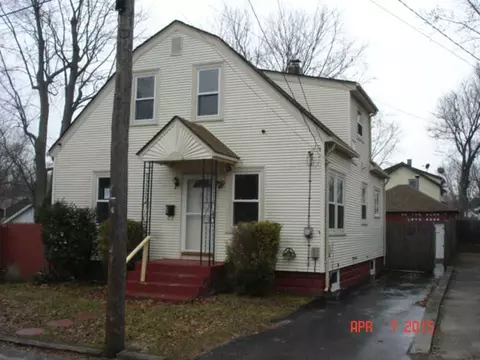 39 Bates Ave, Warwick, RI 02888 photo 3