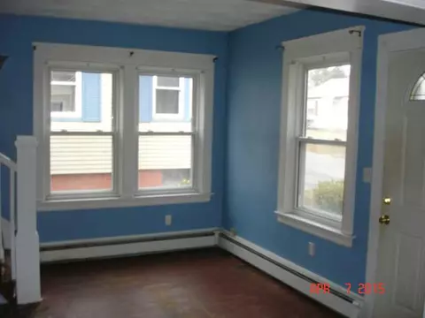 39 Bates Ave, Warwick, RI 02888 photo 5
