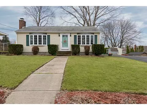 216 Burrington St, Woonsocket, RI 02895 photo 1