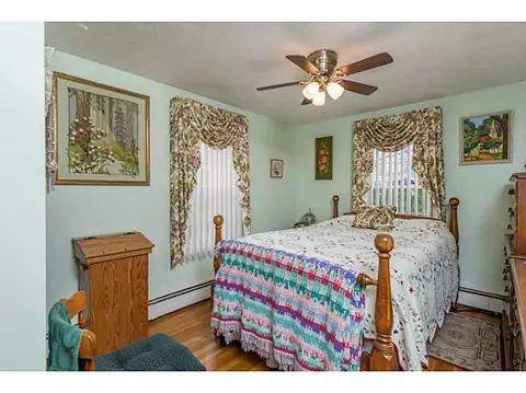 216 Burrington St, Woonsocket, RI 02895 photo 7
