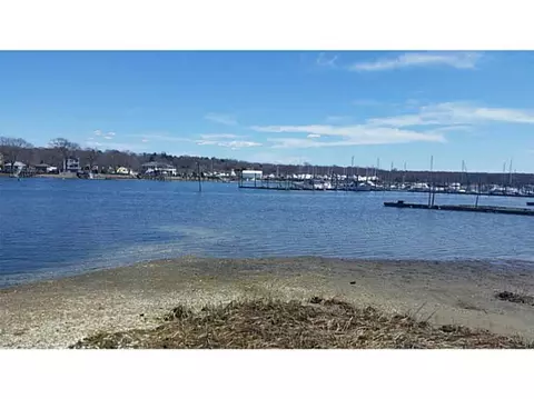 20 Ottawa Ave, Warwick, RI 02889 photo 11