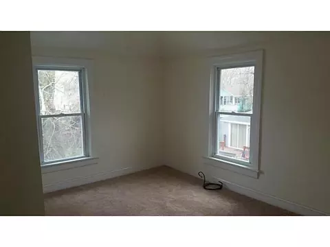 20 Ottawa Ave, Warwick, RI 02889 photo 9