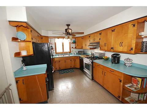 54 Burchard Ave, Little Compton, RI 02837 photo 2