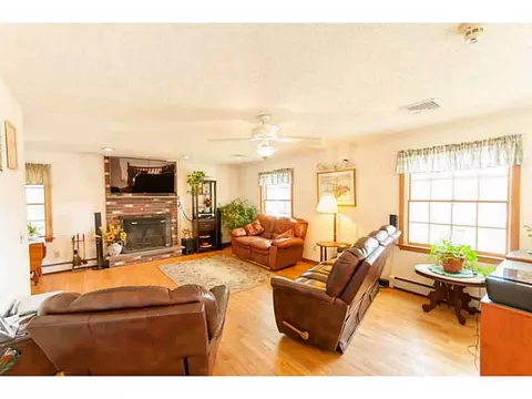 16 Bayview Dr, Westerly, RI 02891 photo 12