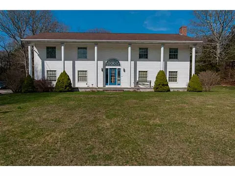 16 Bayview Dr, Westerly, RI 02891 photo 1