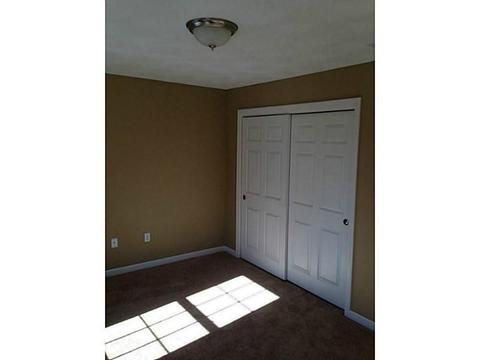 103 Cherry St, Warwick, RI 02888 photo 9