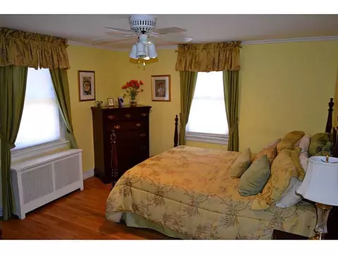73 Edgehill Rd, Warwick, RI 02889 photo 11
