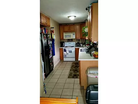 825 Diamond Hill Rd, Woonsocket, RI 02895 photo 17