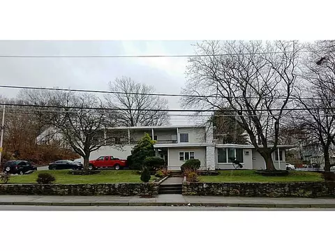 825 Diamond Hill Rd, Woonsocket, RI 02895 photo 21