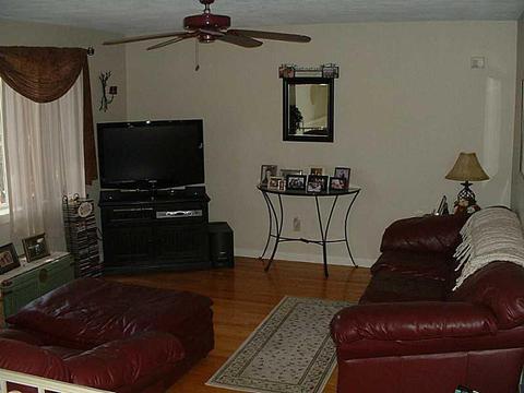 20 Elmonte Dr, Coventry, RI 02816 photo 4