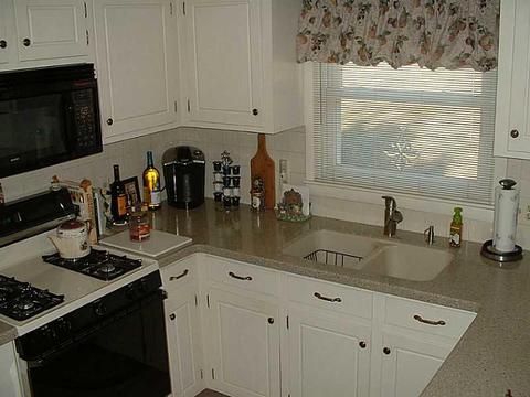 20 Elmonte Dr, Coventry, RI 02816 photo 5