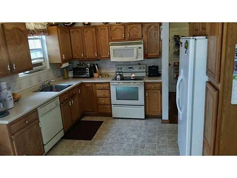 125 5th Ave, Warwick, RI 02888 photo 4