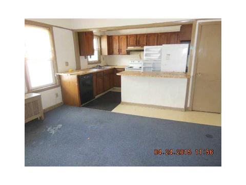 162 Transit St, Woonsocket, RI 02895 photo 22