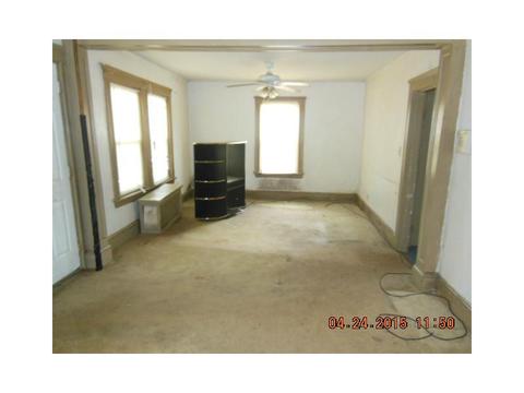 162 Transit St, Woonsocket, RI 02895 photo 8
