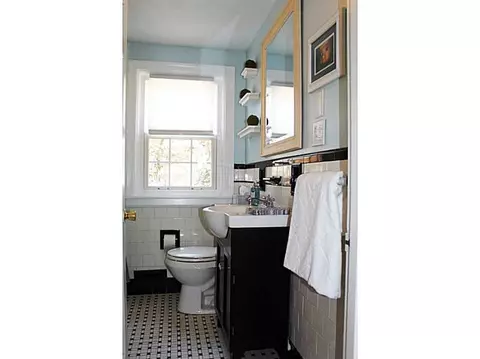 59 Macarthur Dr, Warwick, RI 02889 photo 12