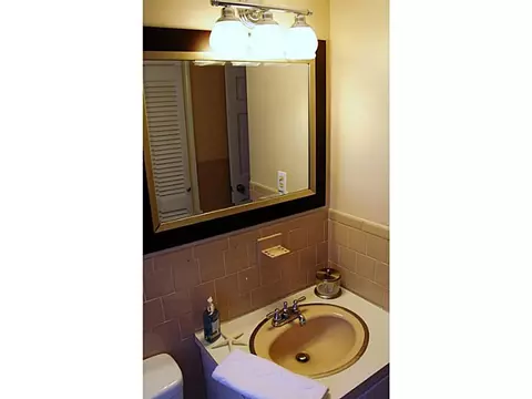 59 Macarthur Dr, Warwick, RI 02889 photo 21