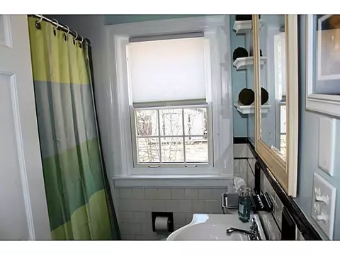 59 Macarthur Dr, Warwick, RI 02889 photo 13