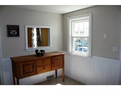 59 Macarthur Dr, Warwick, RI 02889 photo 10