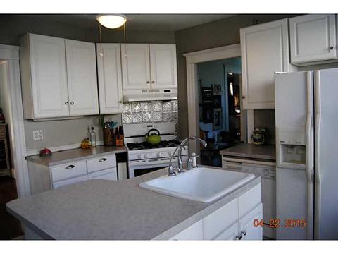 74 Beach St, Westerly, RI 02891 photo 4