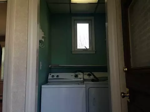 349 Blackstone St, Woonsocket, RI 02895 photo 15