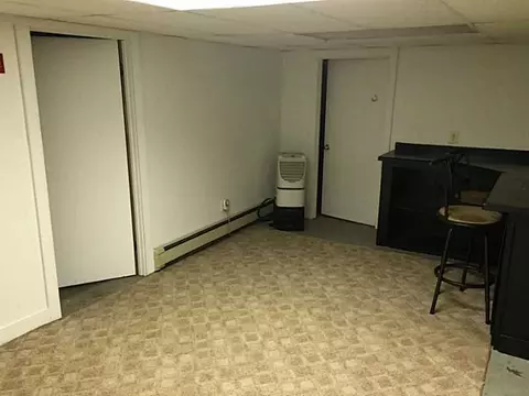 349 Blackstone St, Woonsocket, RI 02895 photo 23
