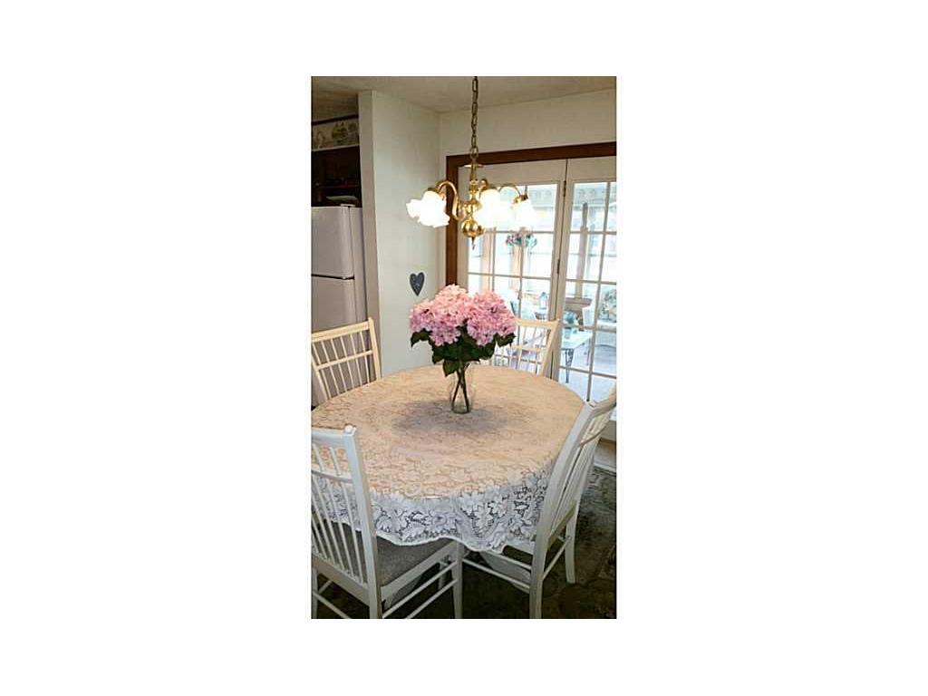 21 White Pine Dr, Chepachet, RI 02814 photo 9