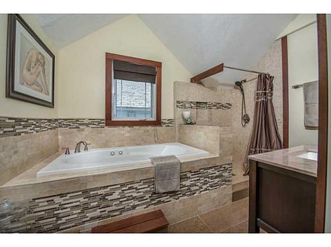 26 Williams St, Woonsocket, RI 02895 photo 10