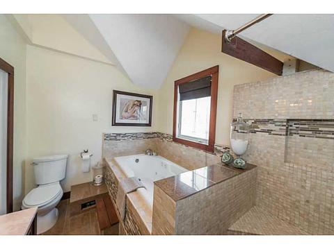 26 Williams St, Woonsocket, RI 02895 photo 11
