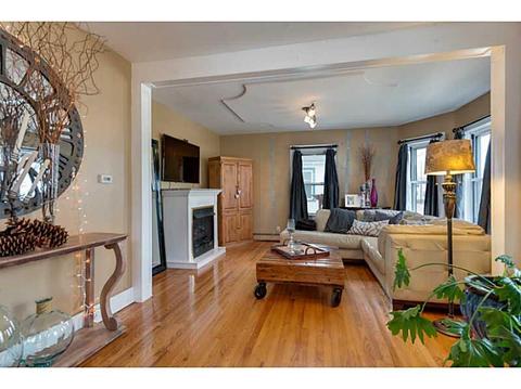 26 Williams St, Woonsocket, RI 02895 photo 9