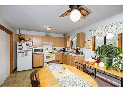 9 Acorn Dr, Westerly, RI 02891 photo 9
