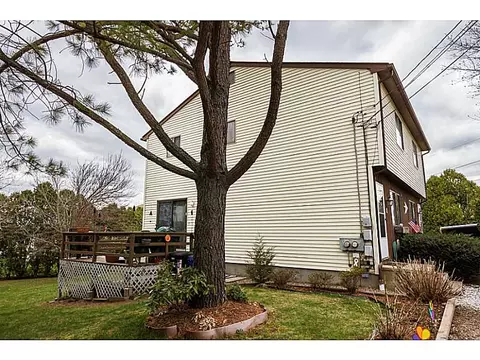 9 Acorn Dr, Westerly, RI 02891 photo 17